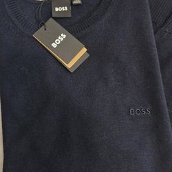 Brand New Navy Hugo Boss Knit Crew Neck Long Sleeves Men's Sweater. Size Medium