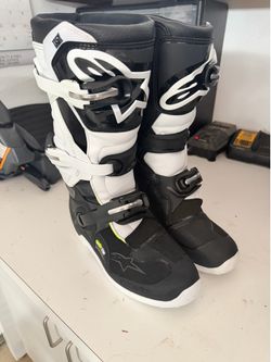 Alpinestar women’s boots