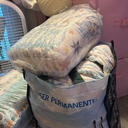 Big Bag Of Pull-Ups For Big Kids Size 5-6 T