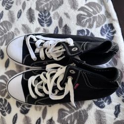 Levi’s Shoes 