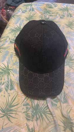 Desinger blk hat