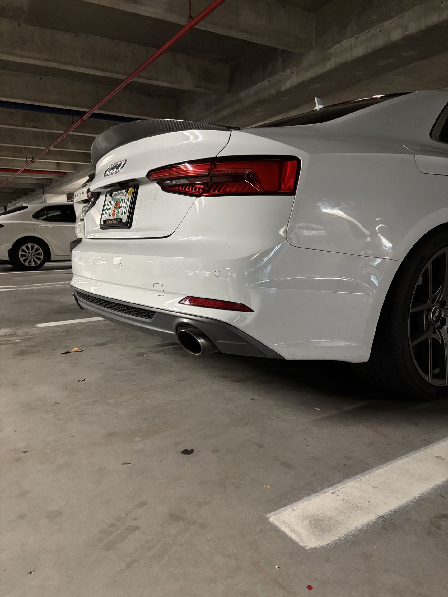 2018 Audi A5 B9 S-Line S5 OEM Rear Diffuser Valence Excellent Shape  