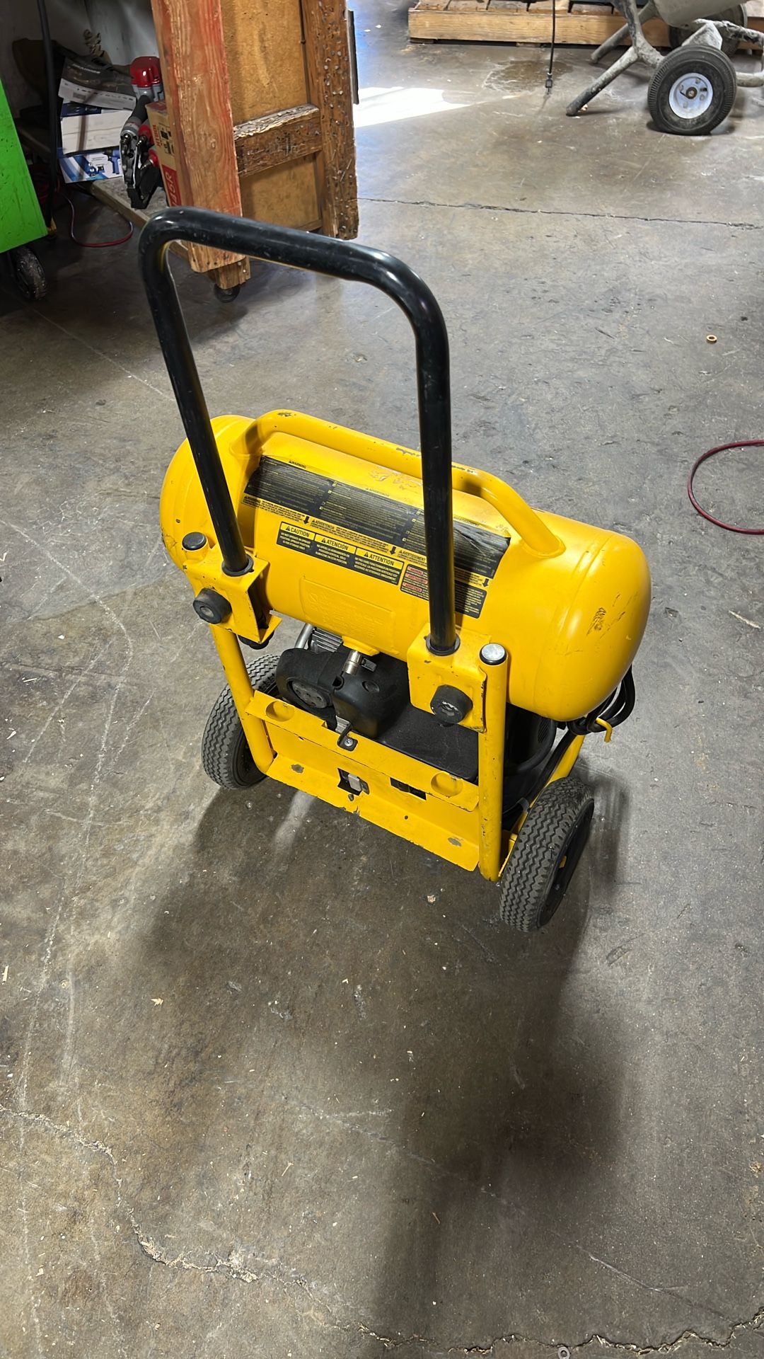 Dewalt Compressor