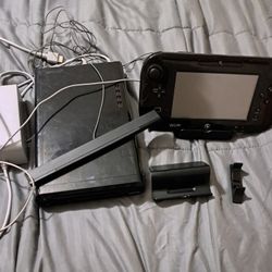 Wii U Nintendo Console With 2 Games  Installed