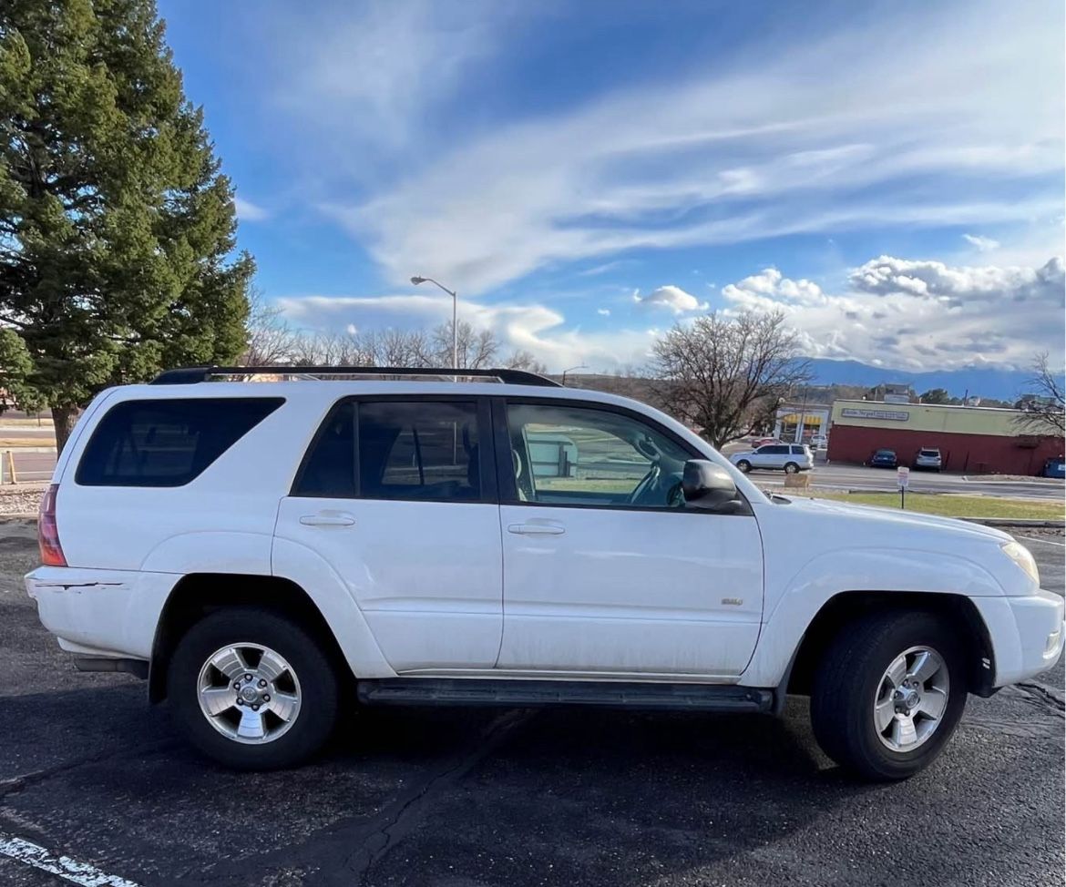 Toyota 4Runner SR5, 2004 Needs brakes & muffler, new tires (18,000 miles) NOT a 4x4, nice teenage starter car. New drive shaft. V6