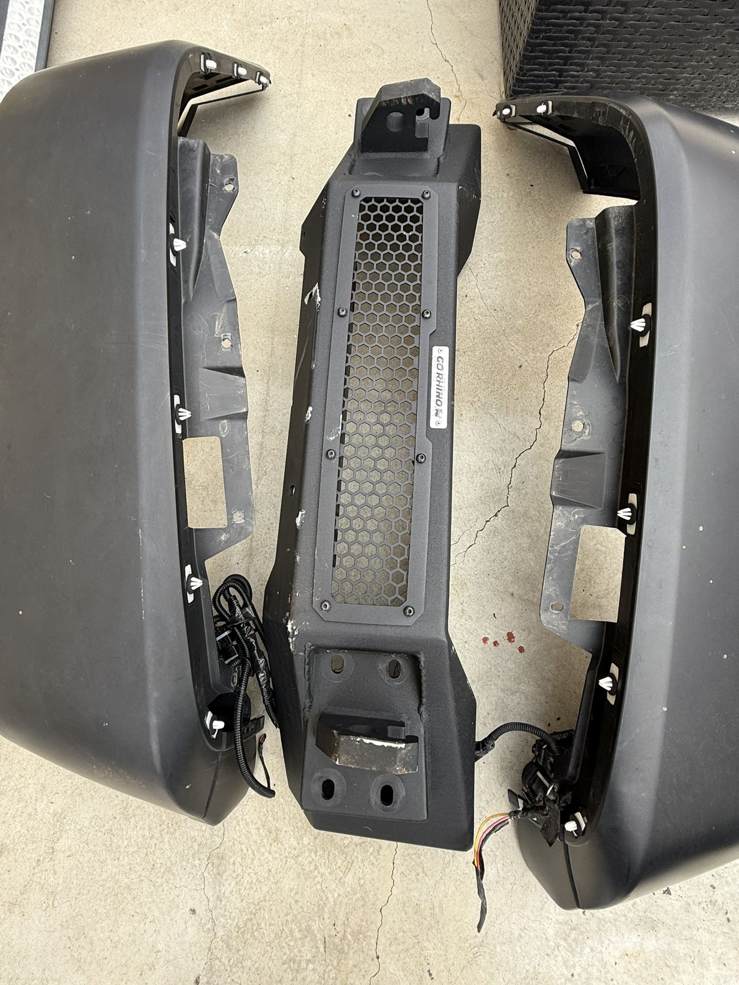 Go Rihno Rock line Stubby Winch Bumper