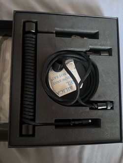 Gravastar coild cable