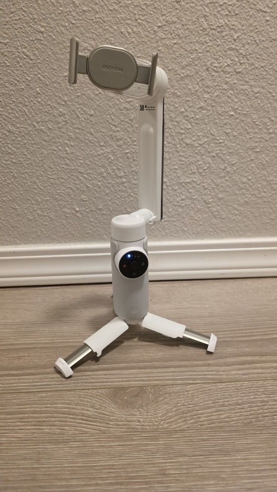 Insta 360 Flow Gimbal 