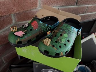 Minecraft Crocs Size 6 Male 8 Woman