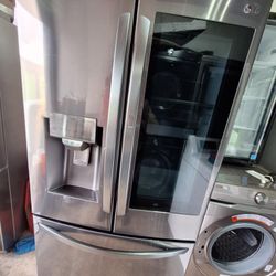 LG THINQ BLACK STAINLESS STEEL FRENCH DOOR REFRIGERATOR/ DUEL ICE MAKER / GOOGLE HOME / SMART CONNECT/ SABBATH MODE/ FINGERPRINT RESISTANT 