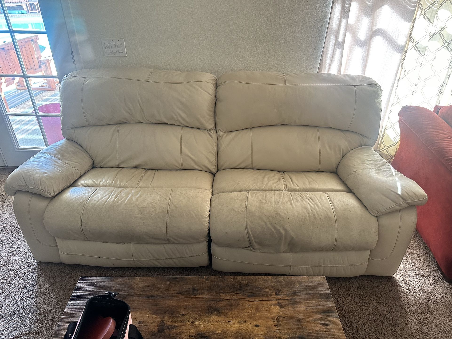Free Leather Electrical Recliner