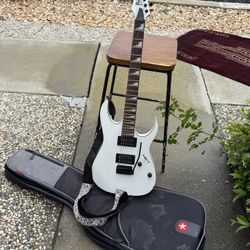 Electric. Ibanez Guitars.  🎸 