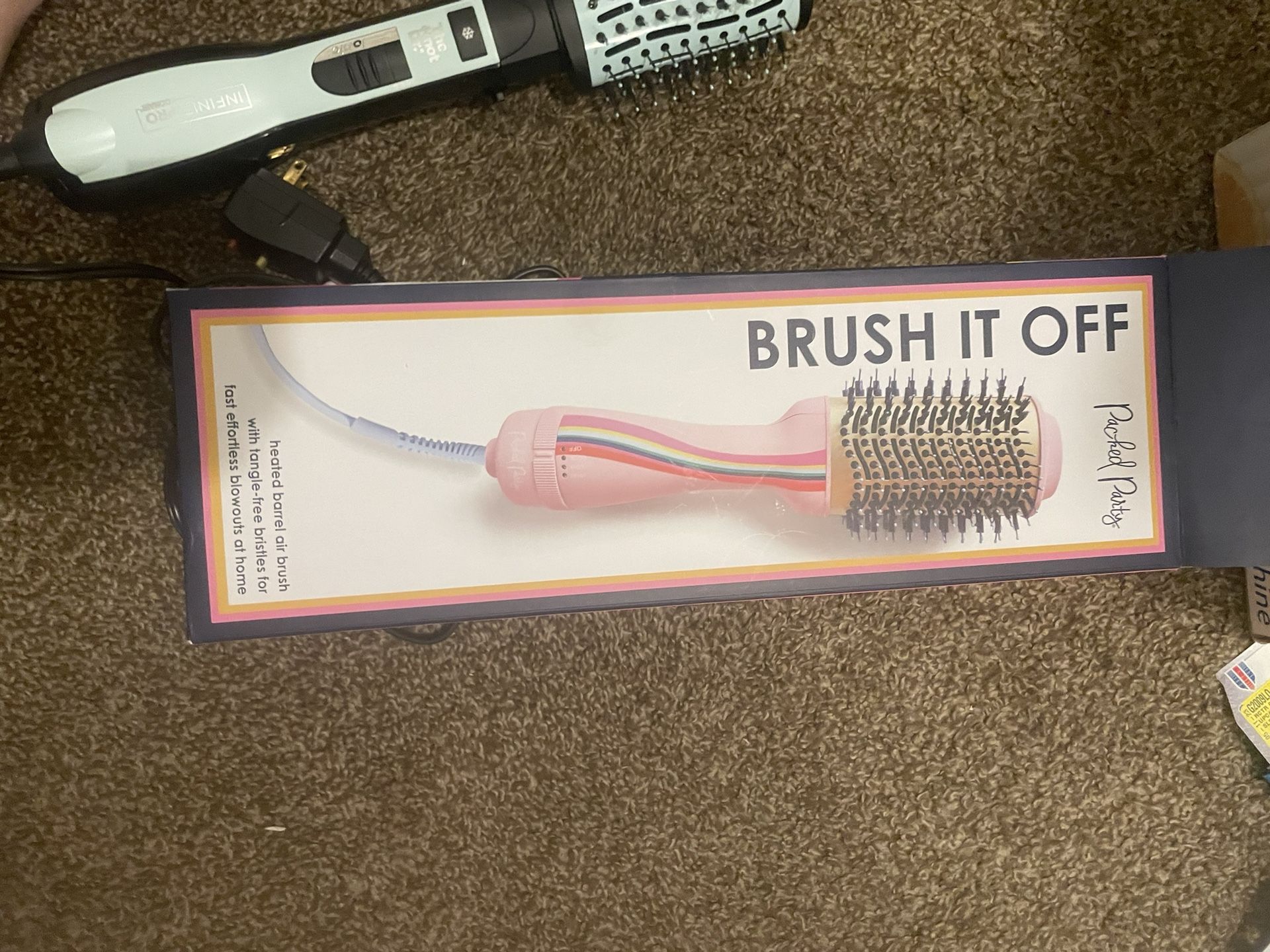 Brush It Off Hair Styler BNIB