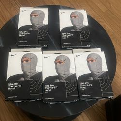 Sale $20 Grey Official Nike Mask 😷 