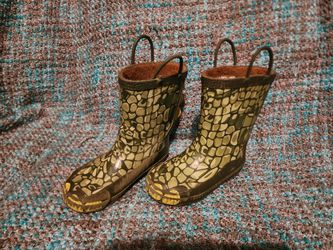 Boys Rain boots Size 11-12