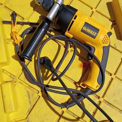 DeWalt VSR Hammer Drill 1/2"