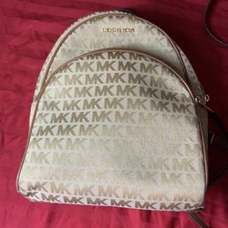 MK BACKPACK 