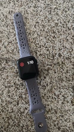 Apple Watch SE 44mm & iPad