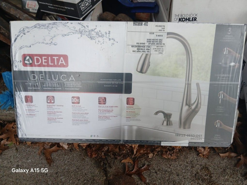 Kitchen And Bathroom Faucets