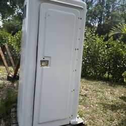 Fiberglass retro Port O Potty