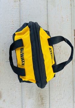 Dewalt Tool Bag / Bolsa de Herramienta