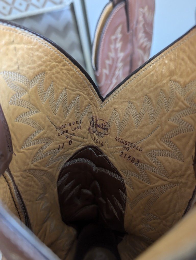 Justin Men's Cowboy Boots