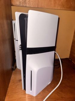 Sony PS5 Pro w/ Disc Drive - Chroma Pearl Controller