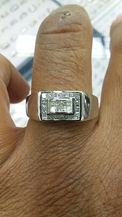 14k White Gold Ring 8.7 grams 1 ct Diamonds