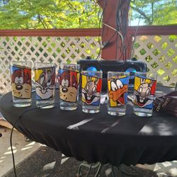 Looney Tunes Glasses