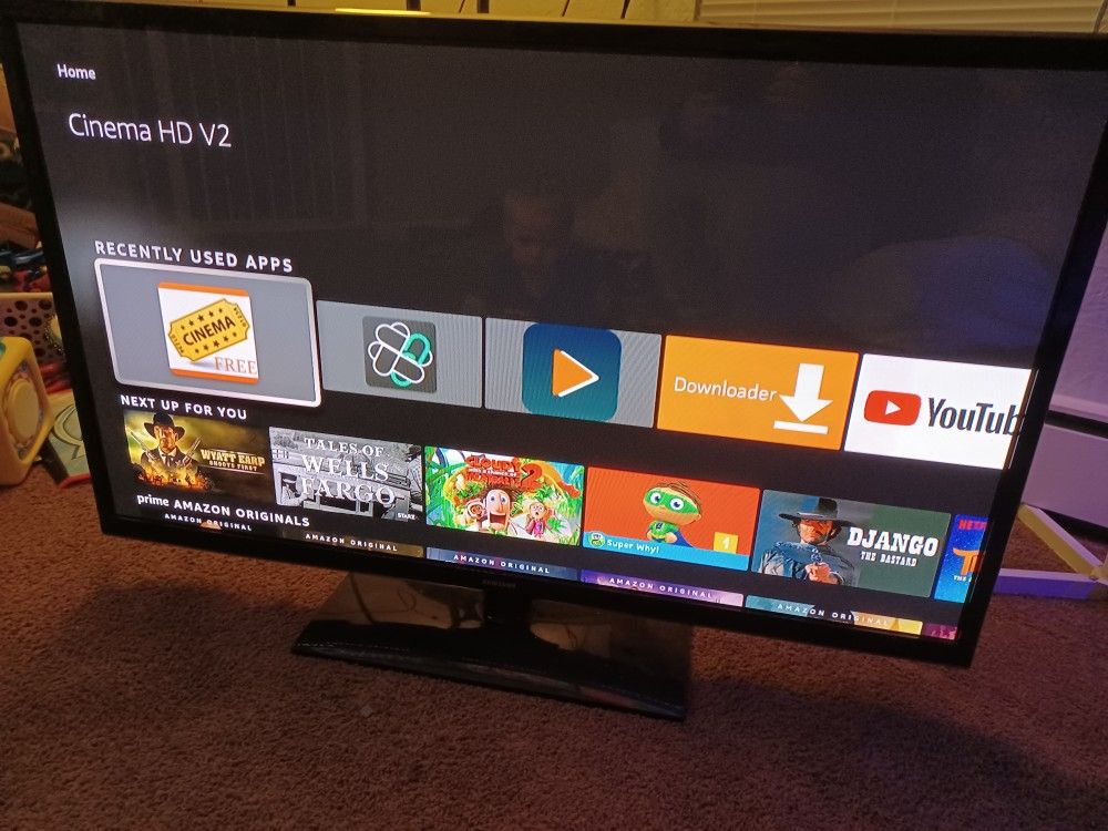 53 Inch Samsung Flat Screen TV 1080p Comes With Original Remote Also Comes With A Amazon Fire Stick