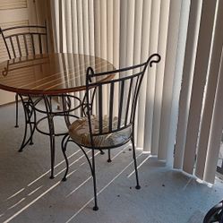 Bistro Table & 2 Chairs