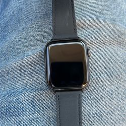 Apple Watch Series 5 