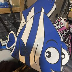 Giant Nemo Cut Outs