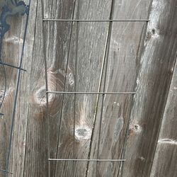 Metal Garden Trellis . Read Description