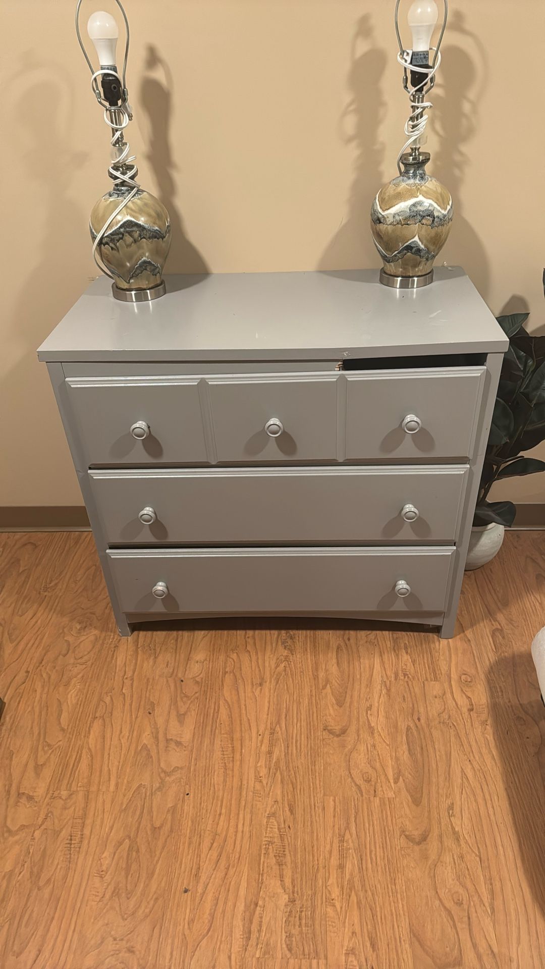Free Dresser