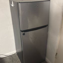 Mini Fridge And Freezer