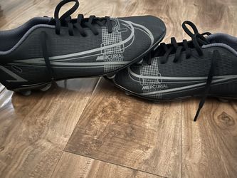Mike Mercurials Size 7