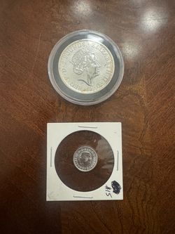 Brittania Lot – Elizabeth II & Charles III