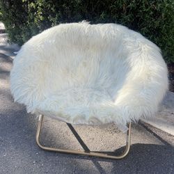 Plush Chair 