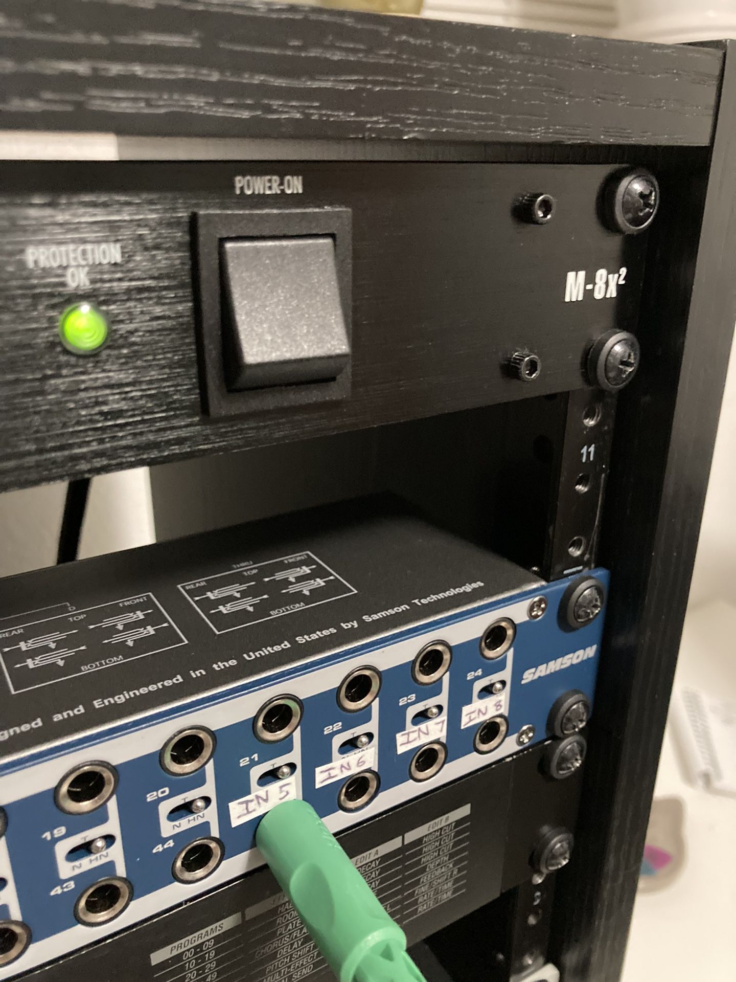 Furman M-8x2 Power Conditioner