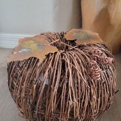 Grapevine Pumpkin 