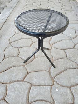 Side table ( metal )