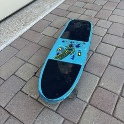 Old school Skate Board 