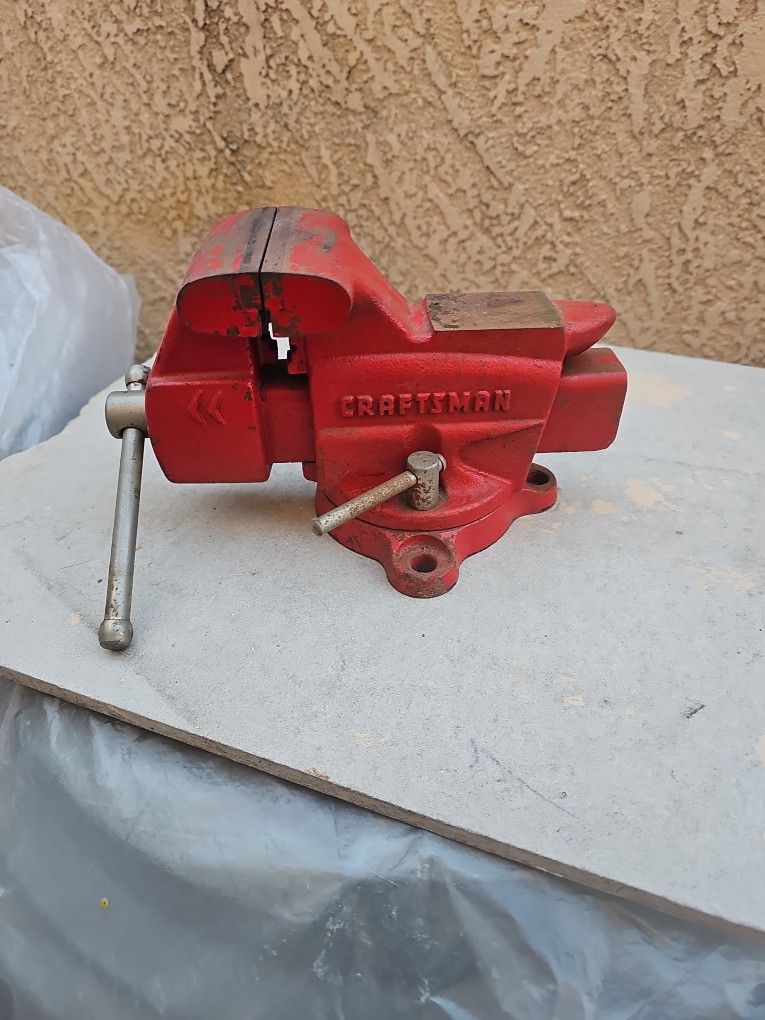 Craftsman Table Vise