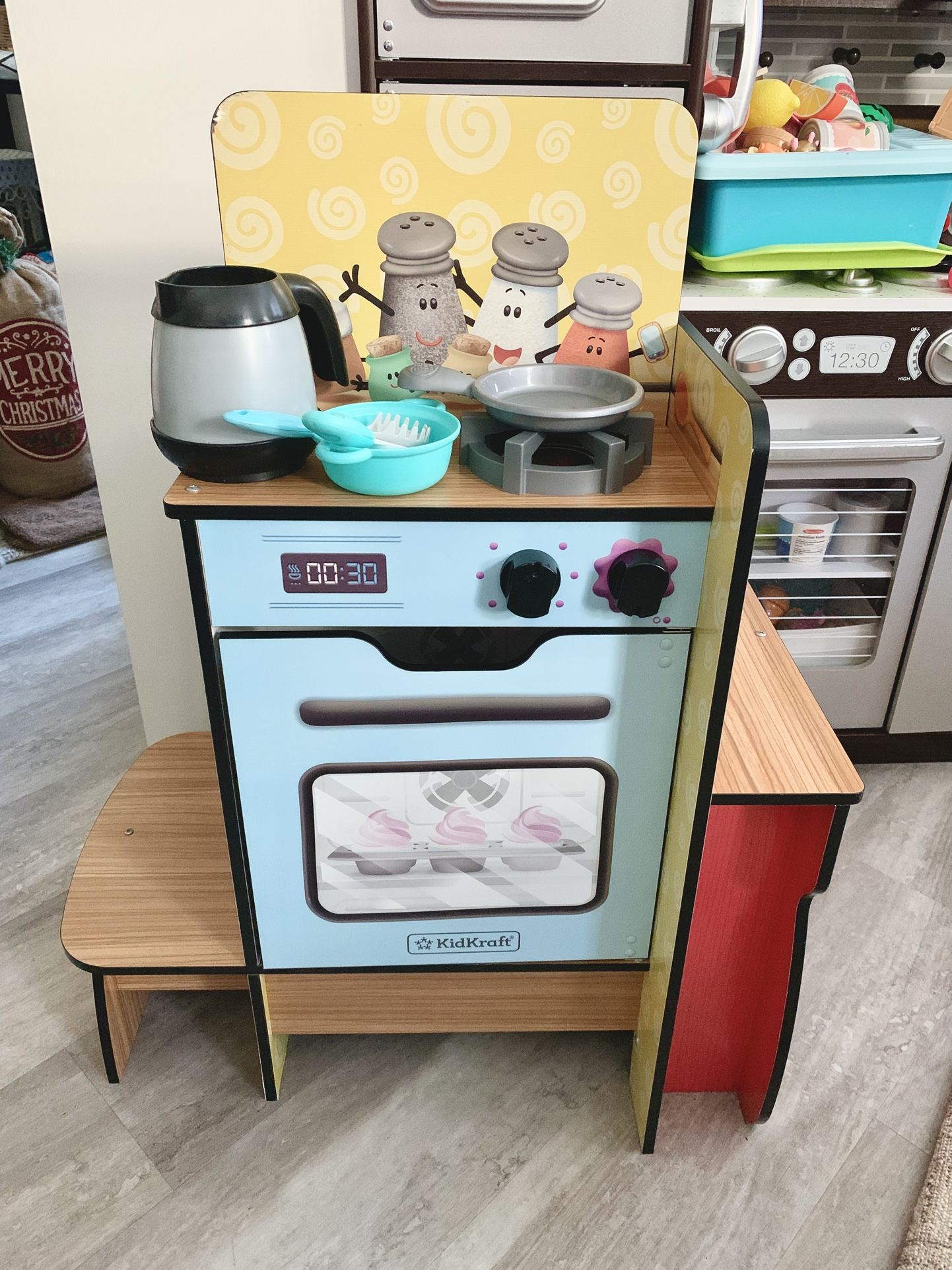 KidKraft Blue's Clues Wooden Play Kitchen With Accessories 