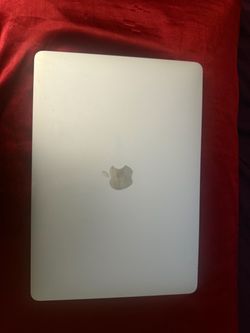 2020 MacBook Air 13” – 8GB RAM / 256GB SSD – Excellent Condition