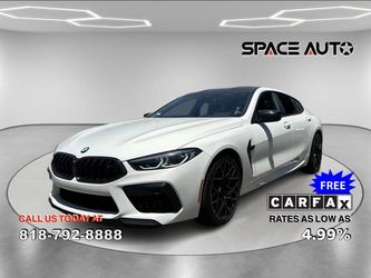 2022 BMW M8