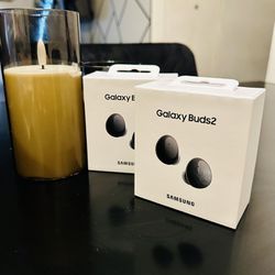Samsung Galaxy Buds 2  (AirPods Headphones) Color: Graphite