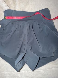 Girls XS under Armour athletic shorts