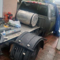 Fuel Tank For Truck With Bracket